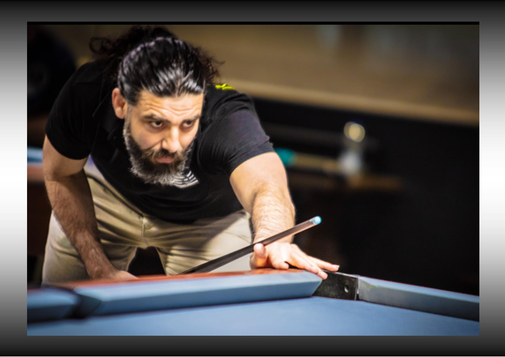 Hilal Balout en position sur une table US
